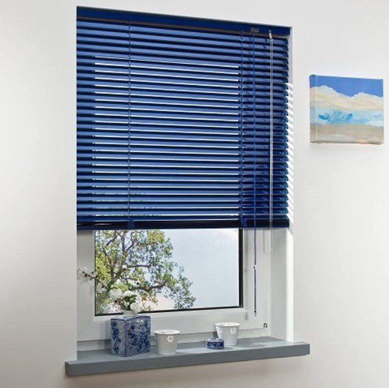 6_Aluminum blinds